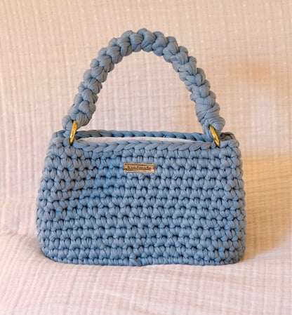 Handmade T-Shirt Yarn Purse in Teal with Hand-Sewn White Liner