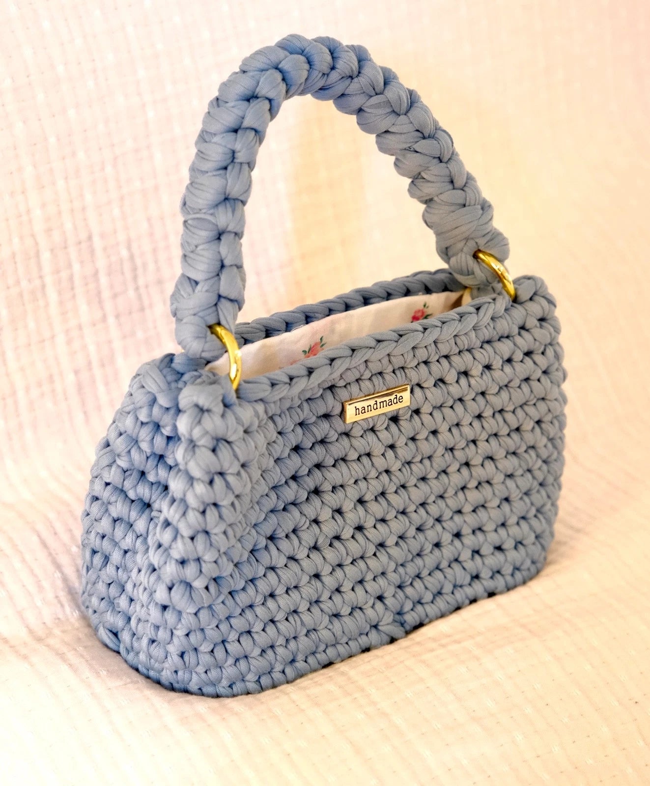Handmade T-Shirt Yarn Purse in Teal with Hand-Sewn White Liner