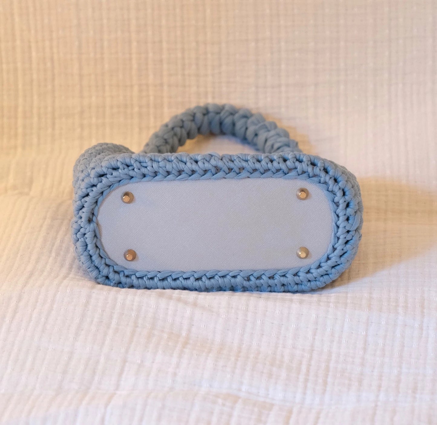 Handmade T-Shirt Yarn Purse in Teal with Hand-Sewn White Liner