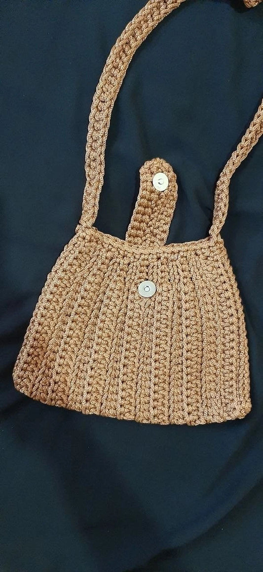 Handmade Boho Crochet Shoulder Bag for Women – Woven Knitted Purse in Beige