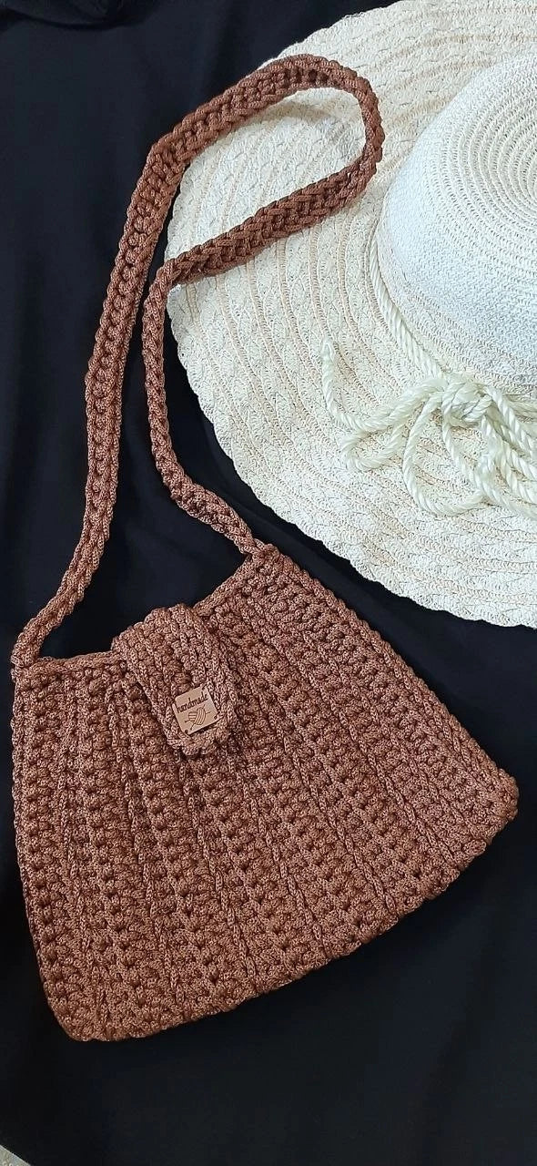 Handmade Boho Crochet Shoulder Bag for Women – Woven Knitted Purse in Beige