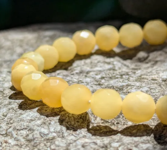 Picture of White Natural Amber Bracelet Elegant Faceted Beads Elastic Stretch Bracelet for Women
